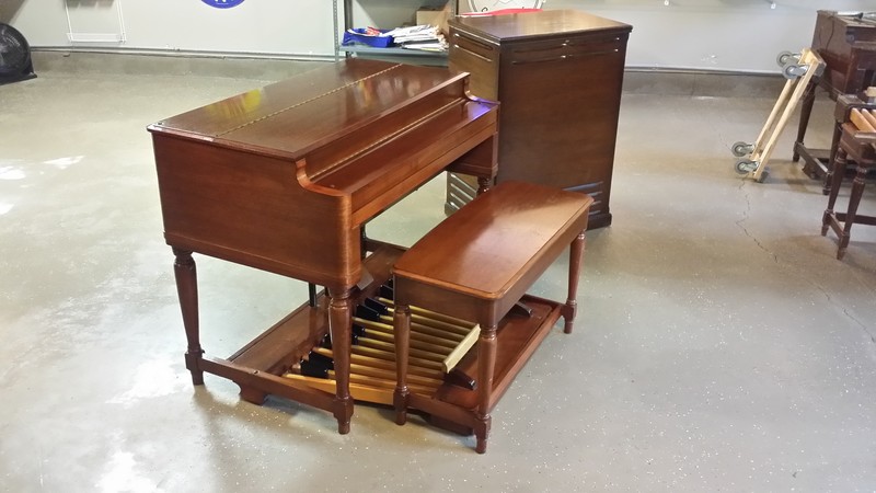 EXCEPTIONAL MINT B3 ORGAN PGKE - NOW IN OUR WAREHOUSE B3 Hammond Organ &122 Leslie Speaker!  - Will Sell Fast! - Now Available!