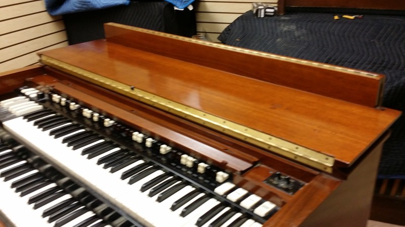 NOW IN OUR WAREHOUSE & AVAILABLE! A MINT CONDITION Vintage Hammond B3 Organ & Leslie Speaker Packaeg! A Mid 1960's Vintage B3! Plays & Sounds Great! Will Sell Fast! - Now Sold!-copy