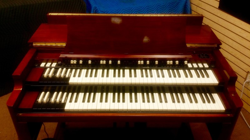 NEW ARRIVAL! A  Beautiful Vintage Hammond B3 Organ & Leslie Package! Excellent Condition One Owner! Will Sell Fast! Don't Miss Out On This One! - Plays & Sounds Great! - Now Available!