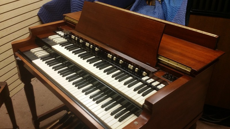 New Arrival! Now Available! Mint Condition Classic Vintage Hammond B3 Organ & Leslie Speaker! This Organ Mint And Will Sell Fast - Now Available!-copy
