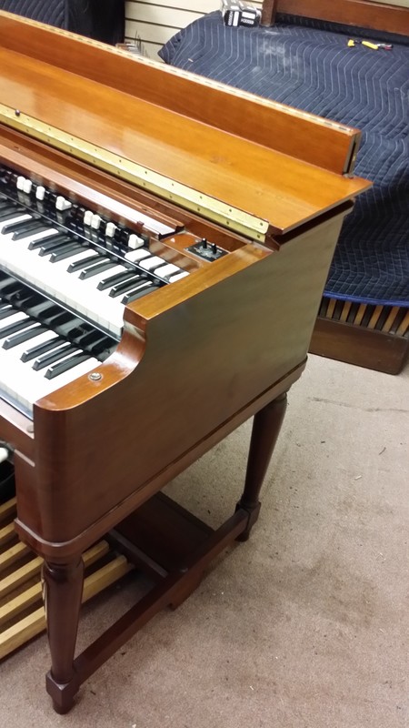 NOW IN OUR WAREHOUSE & AVAILABLE! A MINT CONDITION Vintage Hammond B3 Organ & Leslie Speaker Packaeg! A Mid 1960's Vintage B3! Plays & Sounds Great! Will Sell Fast! - Now Sold!-copy