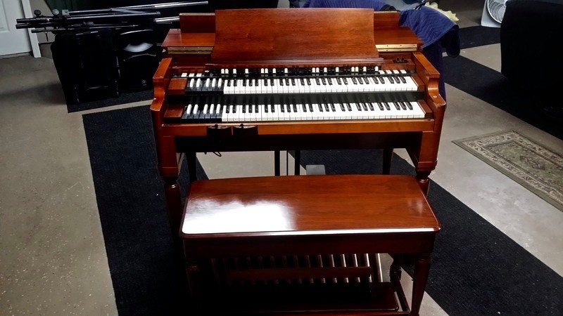 NEW ARRIVAL!  Mint Vintage Hammond B3 Organ & Leslie Package! Excellent Condition One Owner! Will Sell Fast! Don't Miss Out On This One! - Plays & Sounds Great! Now Available!