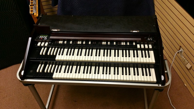 New Arrival! _ Hammond B3MKII Portable Organ - Execellent Condition - A Great Buy! Plays & Sounds Perfect! Will Sell Fast! Affordable! - Now Available!