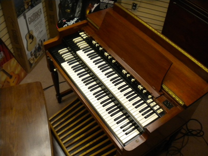 Mint Vintage B3 Organ & 122 Leslie Speaker Package!  To Late  - JUST SOLD 1/19/12-copy