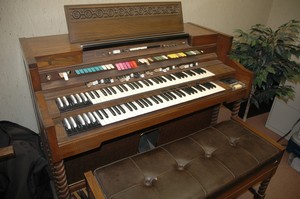 Hammond Concord Organ & 710 Leslie