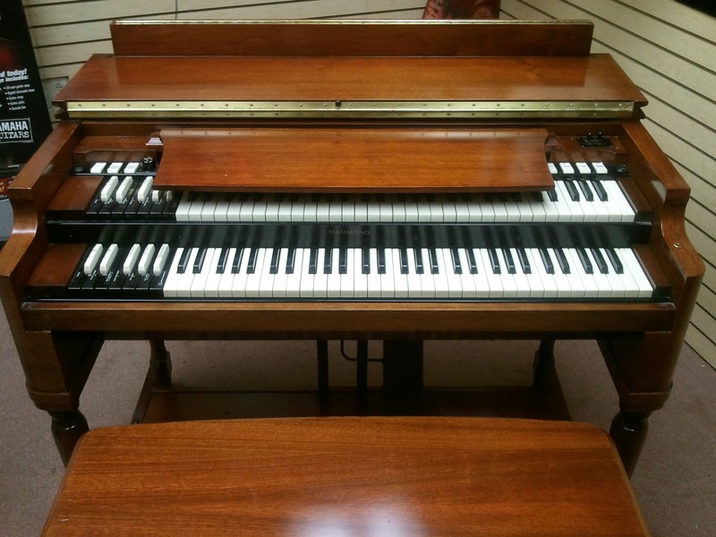 Mint  Condition Classic Vintage 1957 Hammond B3 Organ & 22R Vintage Leslie Speaker - A Great B3 Package - Available!