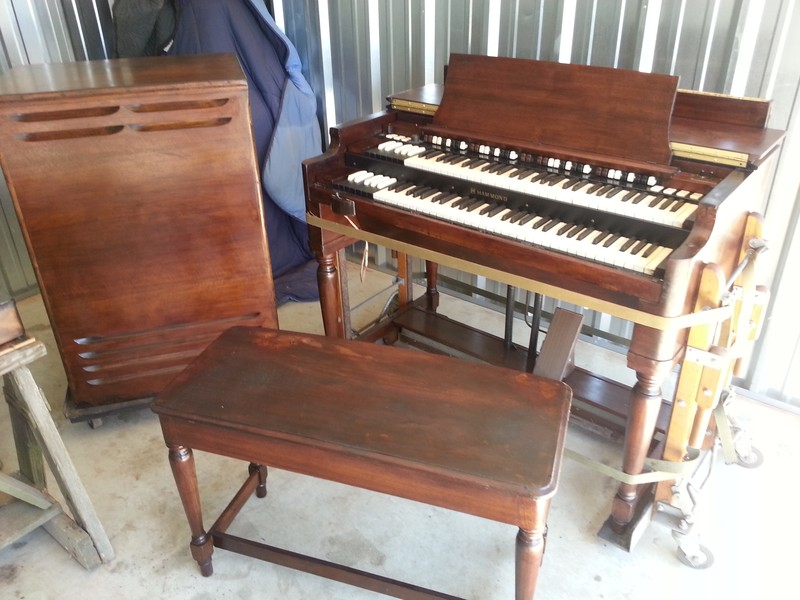 AFFORDABLE!  Classic Vintage 1970's Hammond B3 Organ & 122 Leslie Speaker Package - In Good Condition - A Nice B3 Package Now Sold 7/17/12 To Dr. Pastor Michael Coles - To Late Sold!-copy