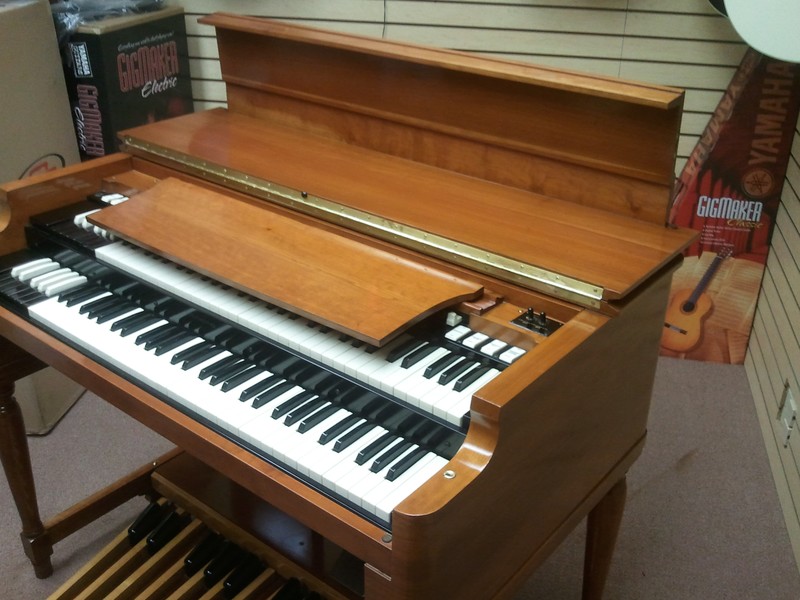 Pristine Vintage 1960 Hammond B3 Organ & 122 Leslie Speaker - PERFECT!  Just Sold Record Sale less than 24 Hours 4/24/12