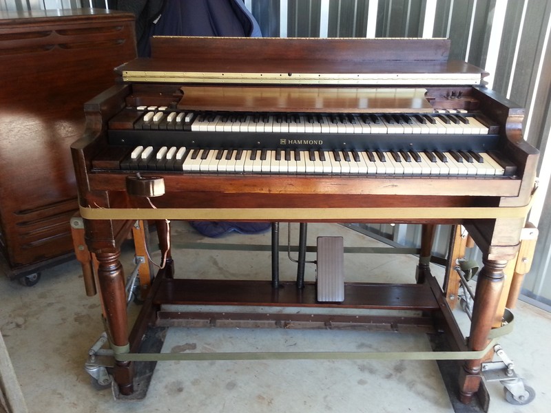 AFFORDABLE!  Classic Vintage 1970's Hammond B3 Organ & 122 Leslie Speaker Package - In Good Condition - A Nice B3 Package Now Sold 7/17/12 To Dr. Pastor Michael Coles - To Late Sold!-copy