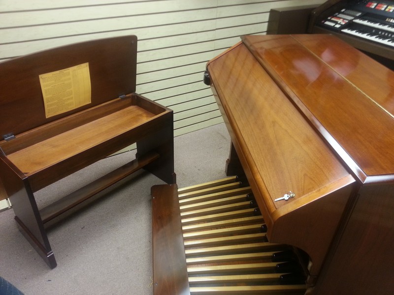 PRISTINE & EXCEPTIONAL - 1959 Vintage Hammond C3 Organ & 122 Leslie & Fisher Reverb - SHOWROOM NEW! - Now Available!  