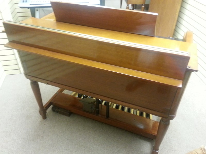 Showroom New! A Pristine Perfect 1963 Vintage Hammond B3 Organ & 22H Leslie Speaker & Spring Reverb! Will Sell Fast!  Now Available!