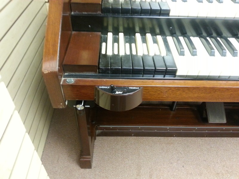 PRISTINE LIKE NEW!  A Beautiful 1964 Vintage Hammond C3 Organ & 147R Leslie!  GORGEOUS! Will Sell Fast! - Now Available!-copy
